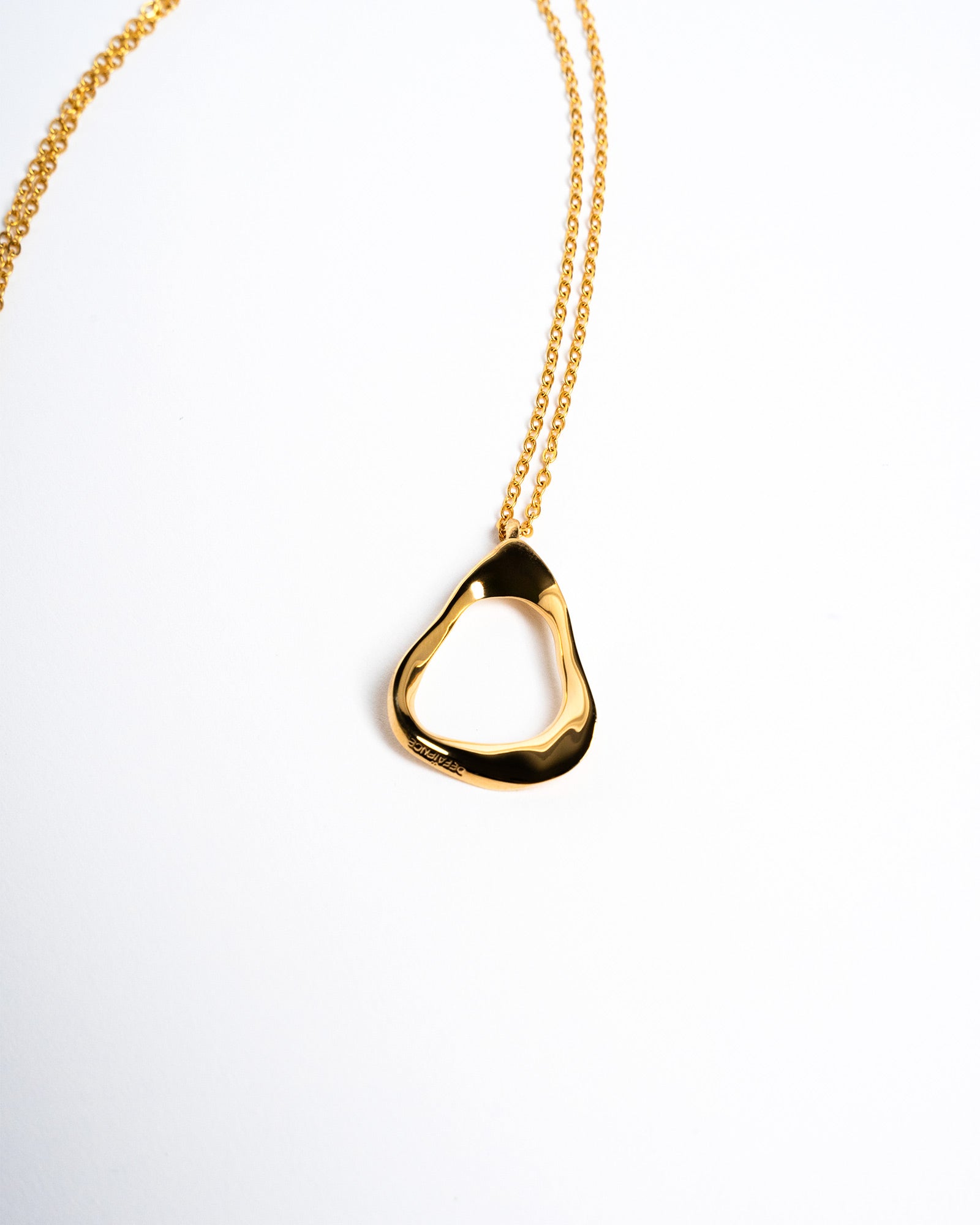 DAIMON NECKLACE