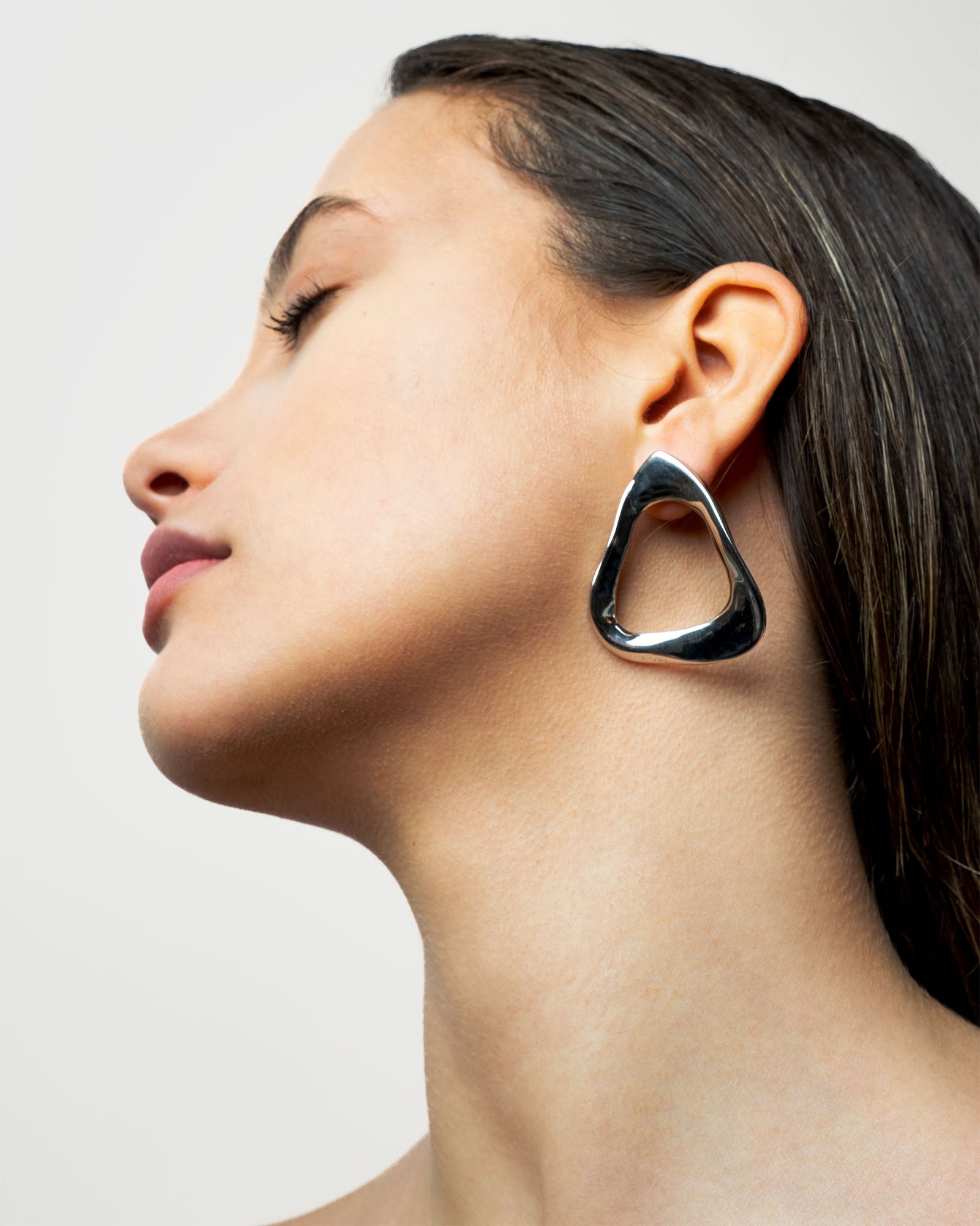 Daimon Earrings
