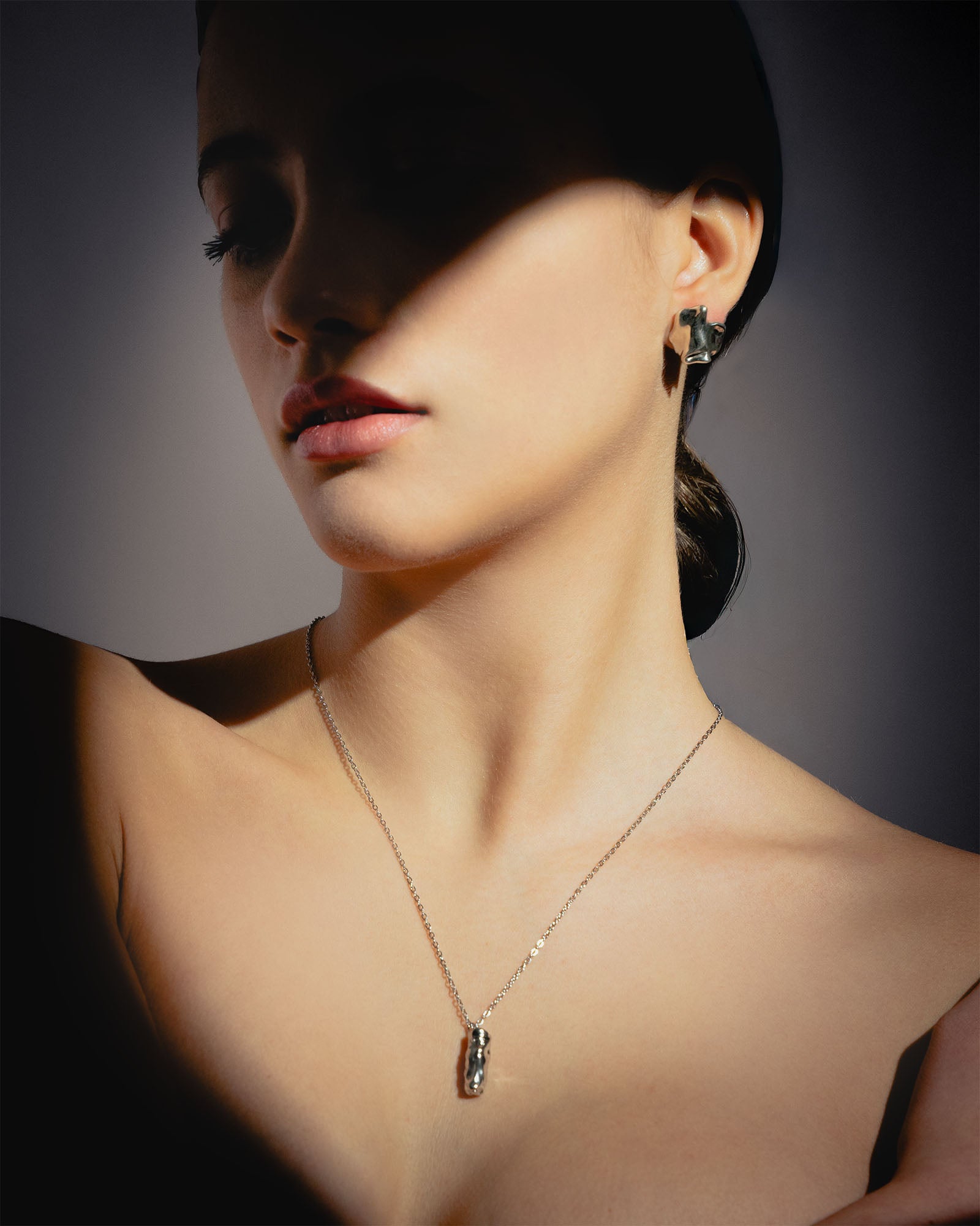 DESIRE HOLDER
