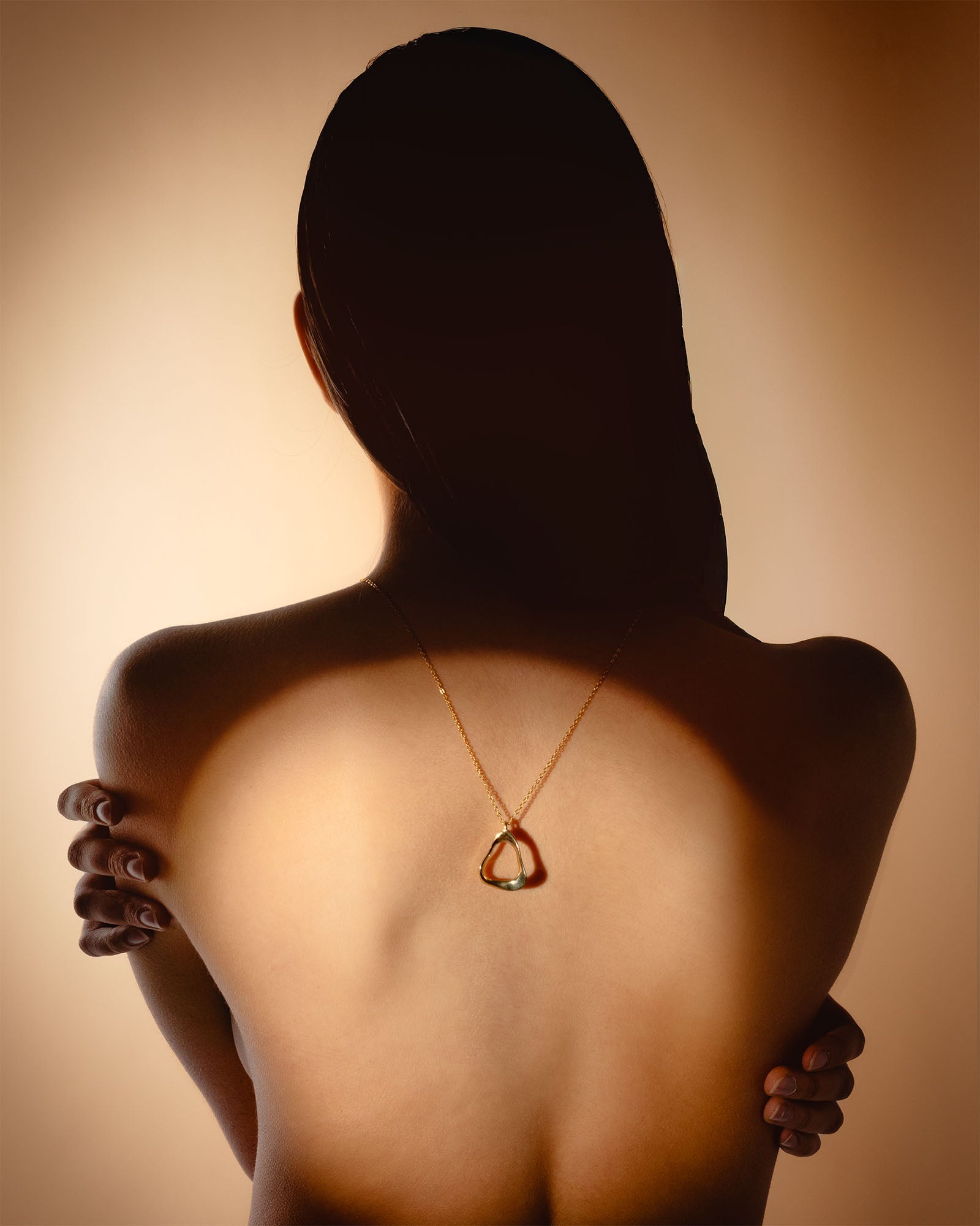 DAIMON NECKLACE