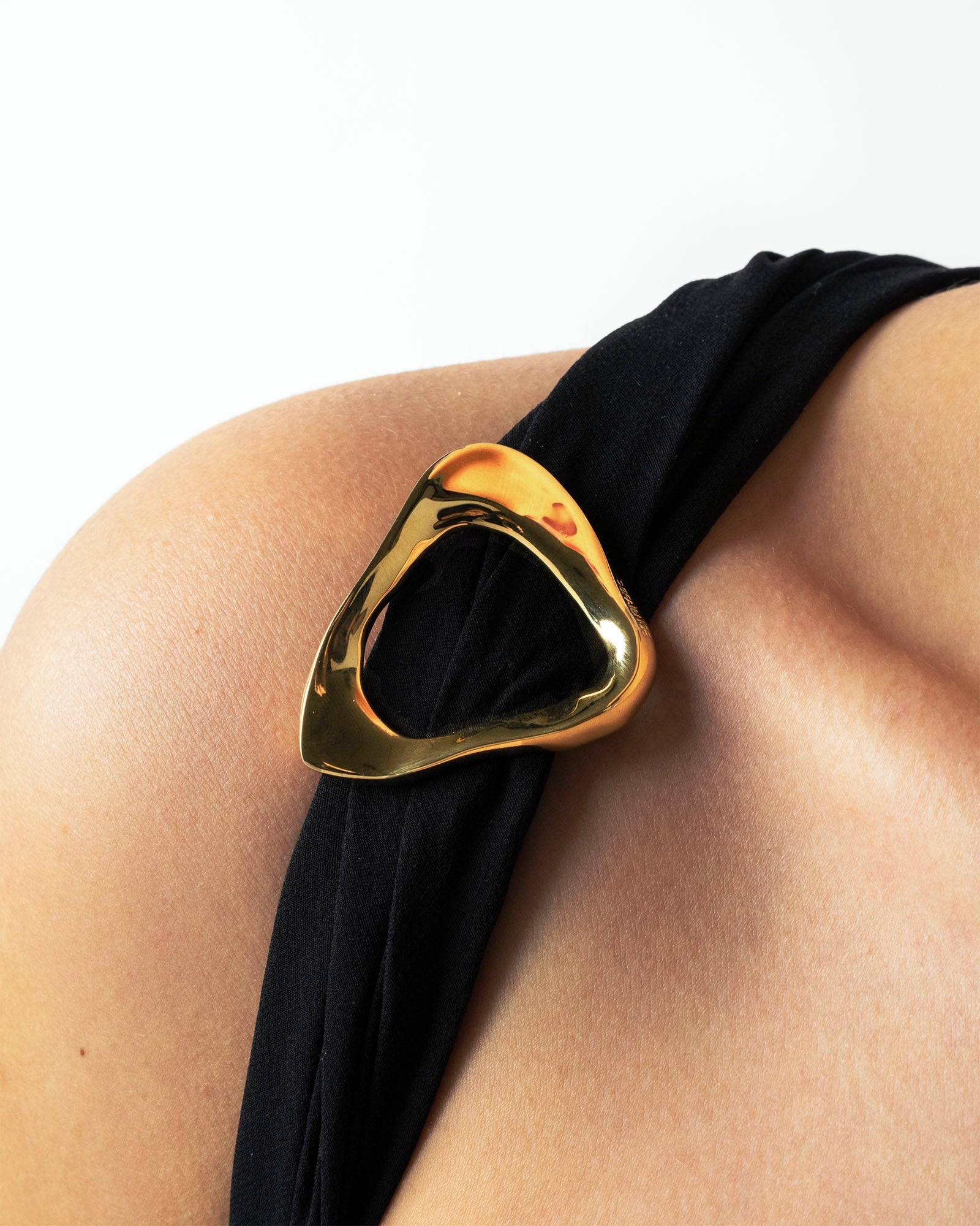 DAIMON BUCKLE · FIRST EDITION