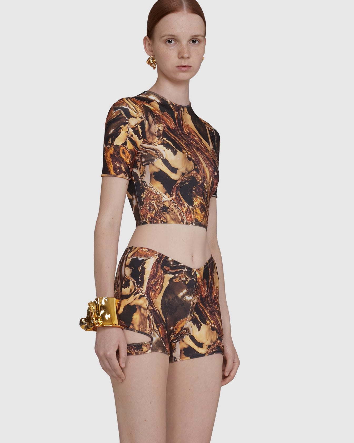 GO(L)D SHORTS